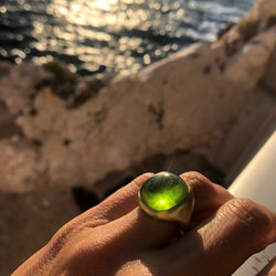 Bague signée Pomellato ornée d'un péridot - Castafiore