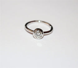 Bague Solitaire Avec Pli Certificat LFG - Castafiore