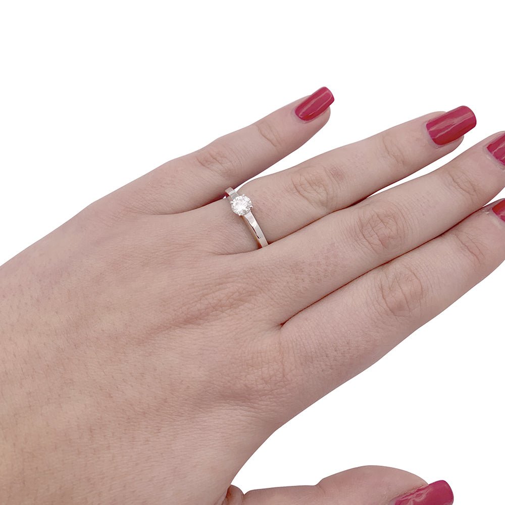 Bague Solitaire CARTIER "Déclaration" en platine et diamant - Castafiore