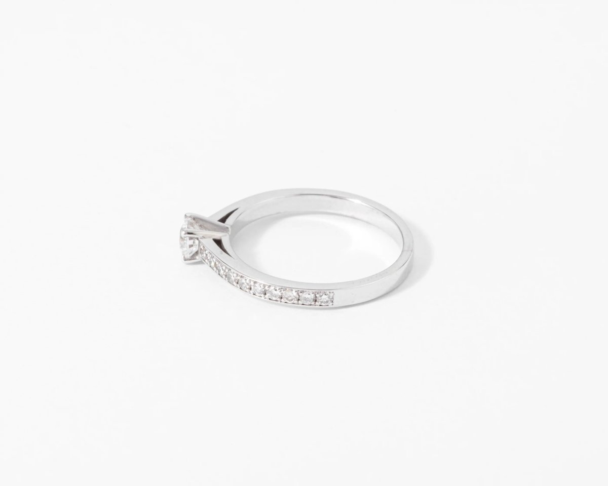 Bague solitaire diamant sur or gris - Castafiore