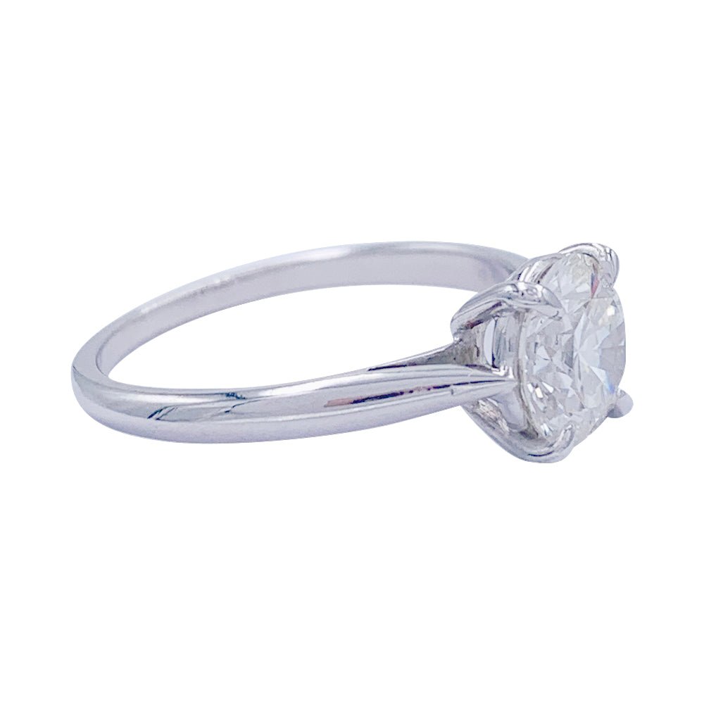 Bague solitaire en or blanc, diamant 1,36 carat - Castafiore