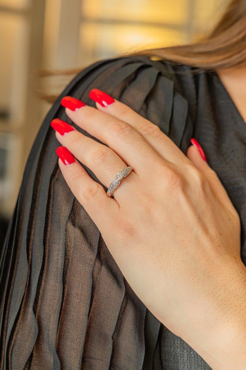 Bague Solitaire en or blanc et diamant - Castafiore