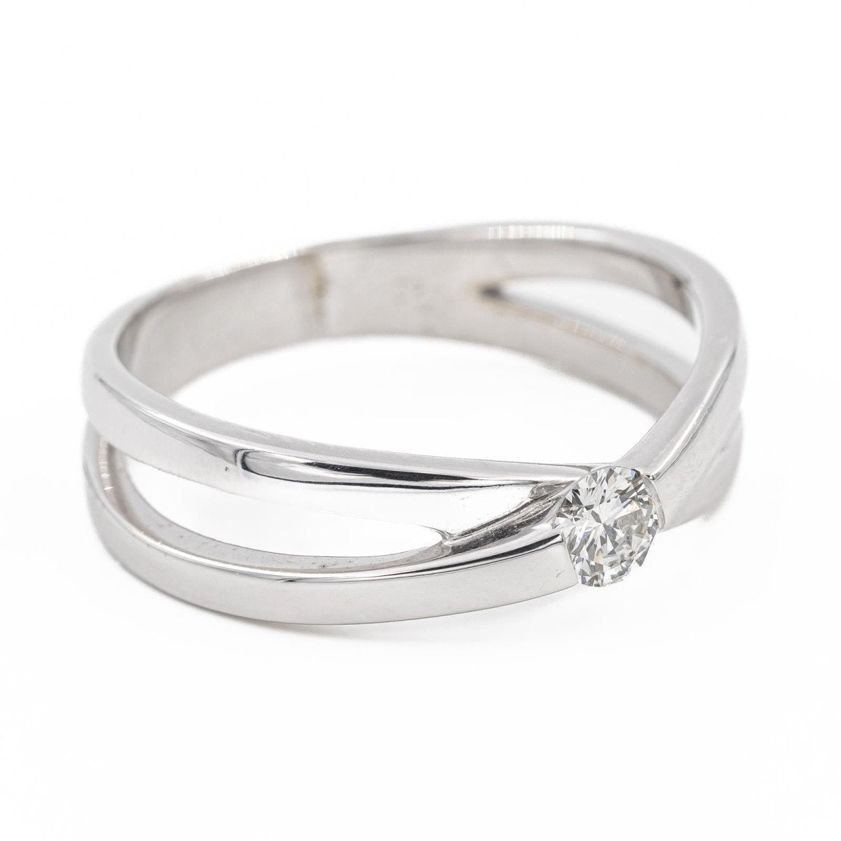 Bague solitaire en or blanc et diamant - Castafiore