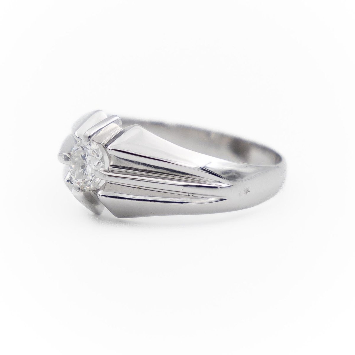 Bague Solitaire en or blanc et diamants - Castafiore