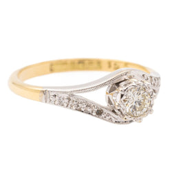 Bague Solitaire en or blanc et diamants - Castafiore