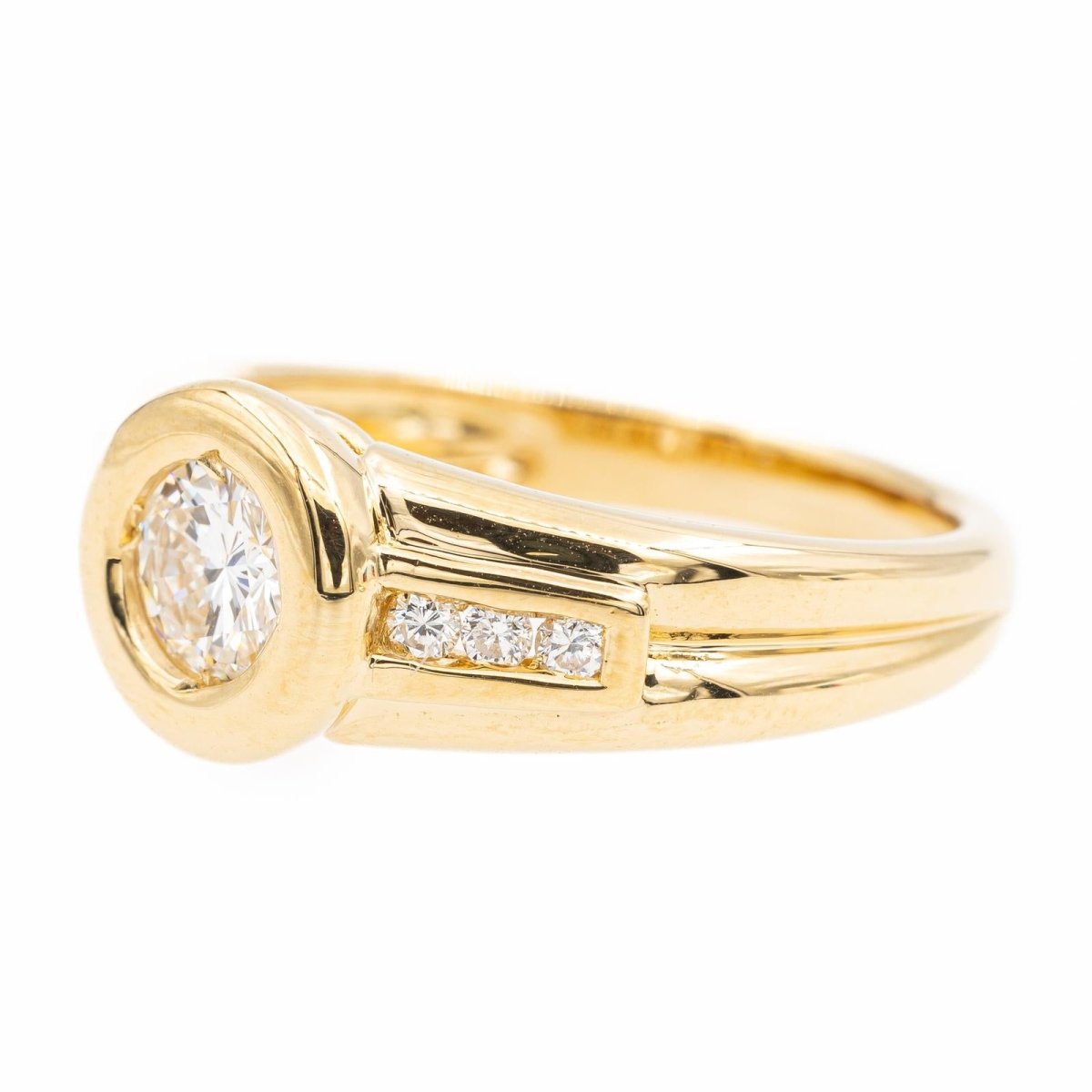 Bague Solitaire en or jaune et diamants - Castafiore