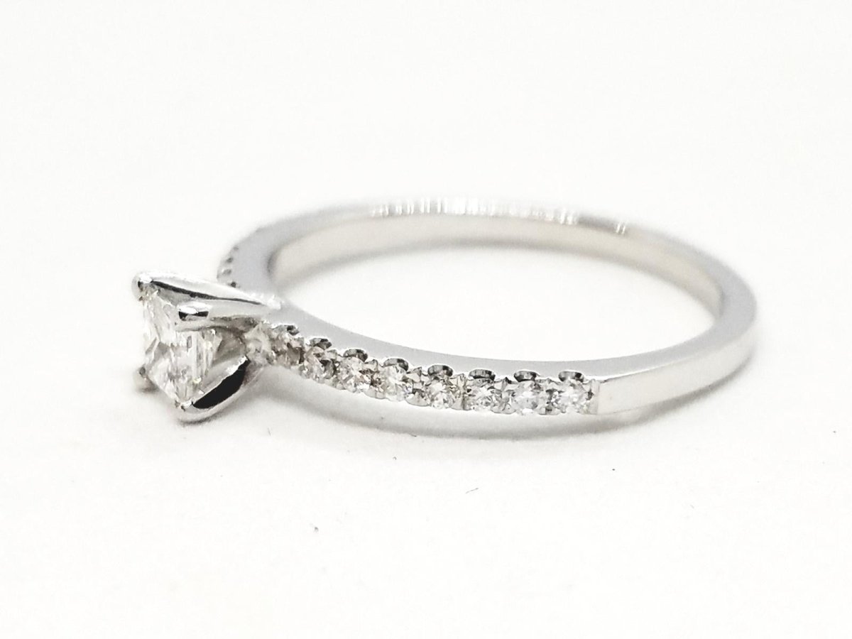 Bague Solitaire Or blanc Diamant - Castafiore