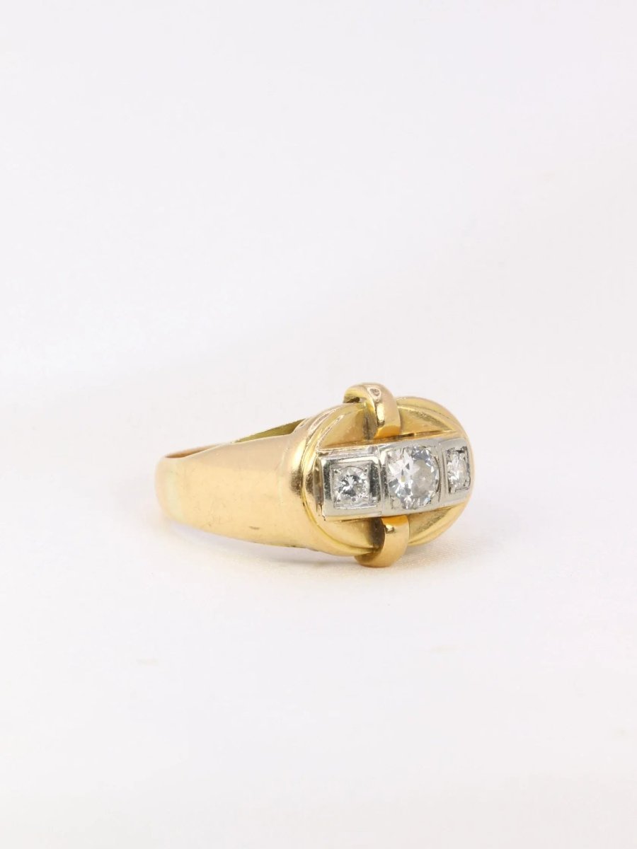 Bague tank Art-Déco en or jaune et diamants - Castafiore
