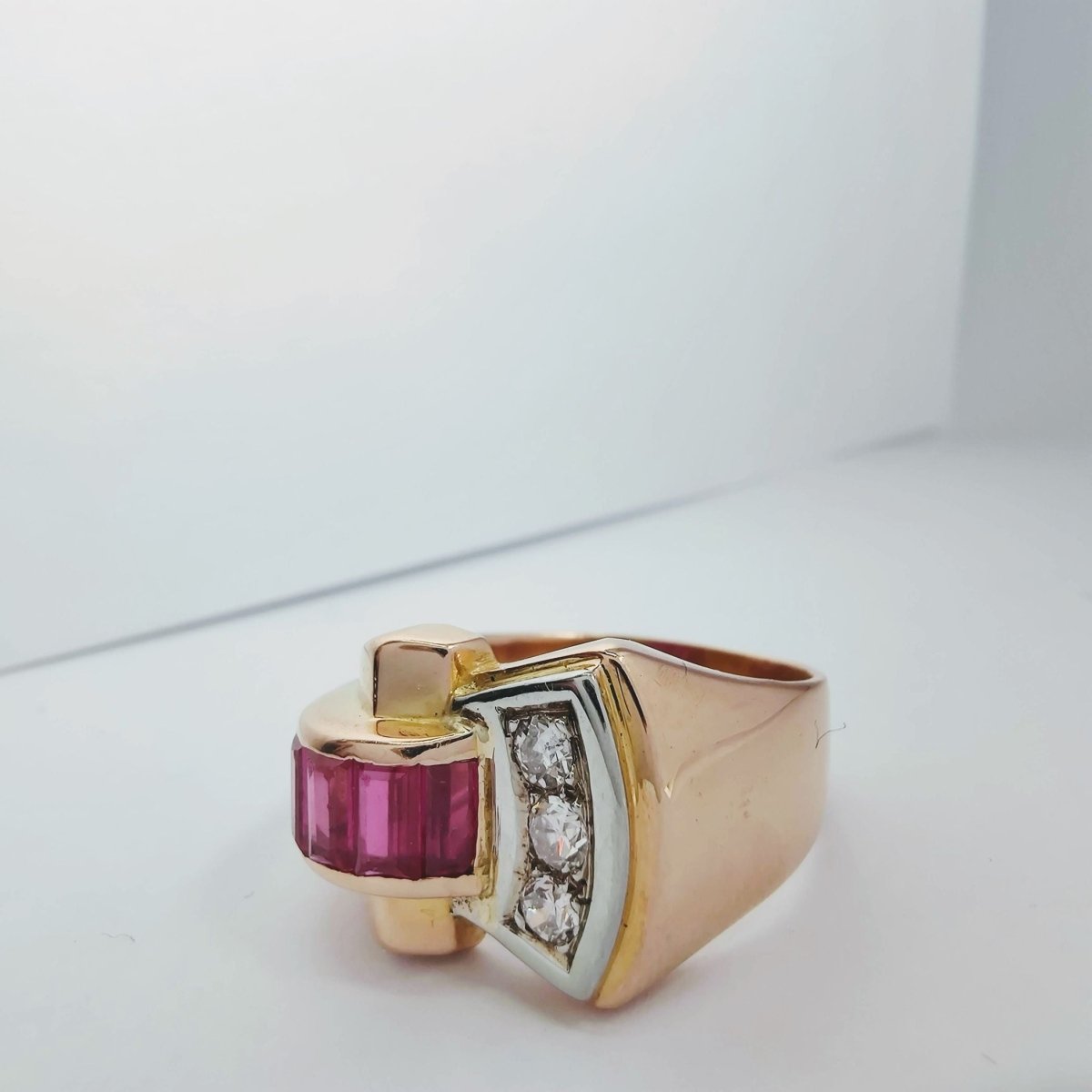 Bague tank en or rose et diamants - Castafiore