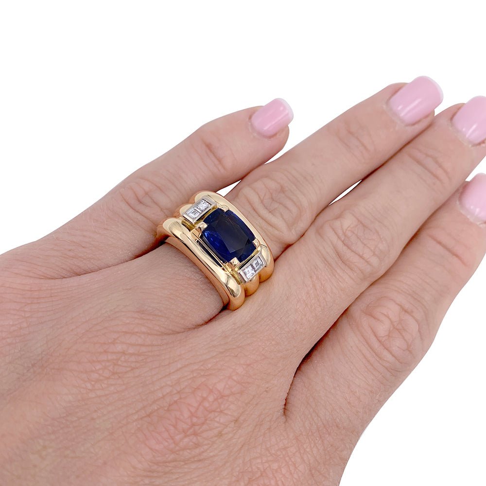 Bague, "Tank", or jaune, saphir, diamants - Castafiore