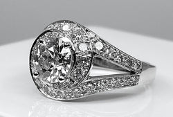 Bague tourbillon en or 18 carats en diamants - Castafiore