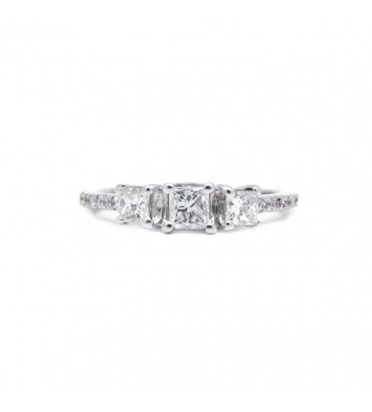 Bague Trilogie en or blanc et diamants - Castafiore