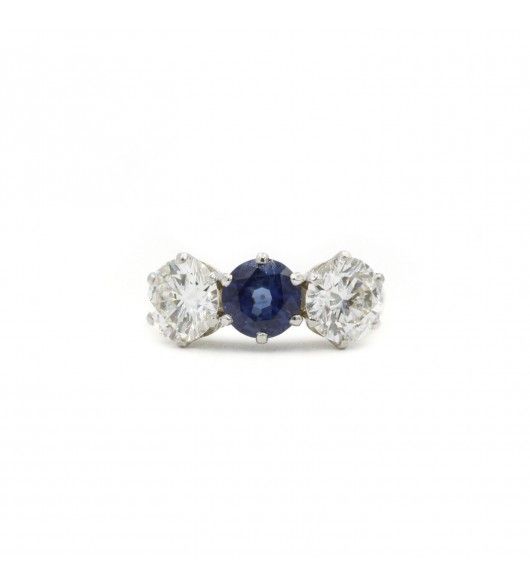 Bague Trilogie en or jaune et platine, saphir et diamants - Castafiore
