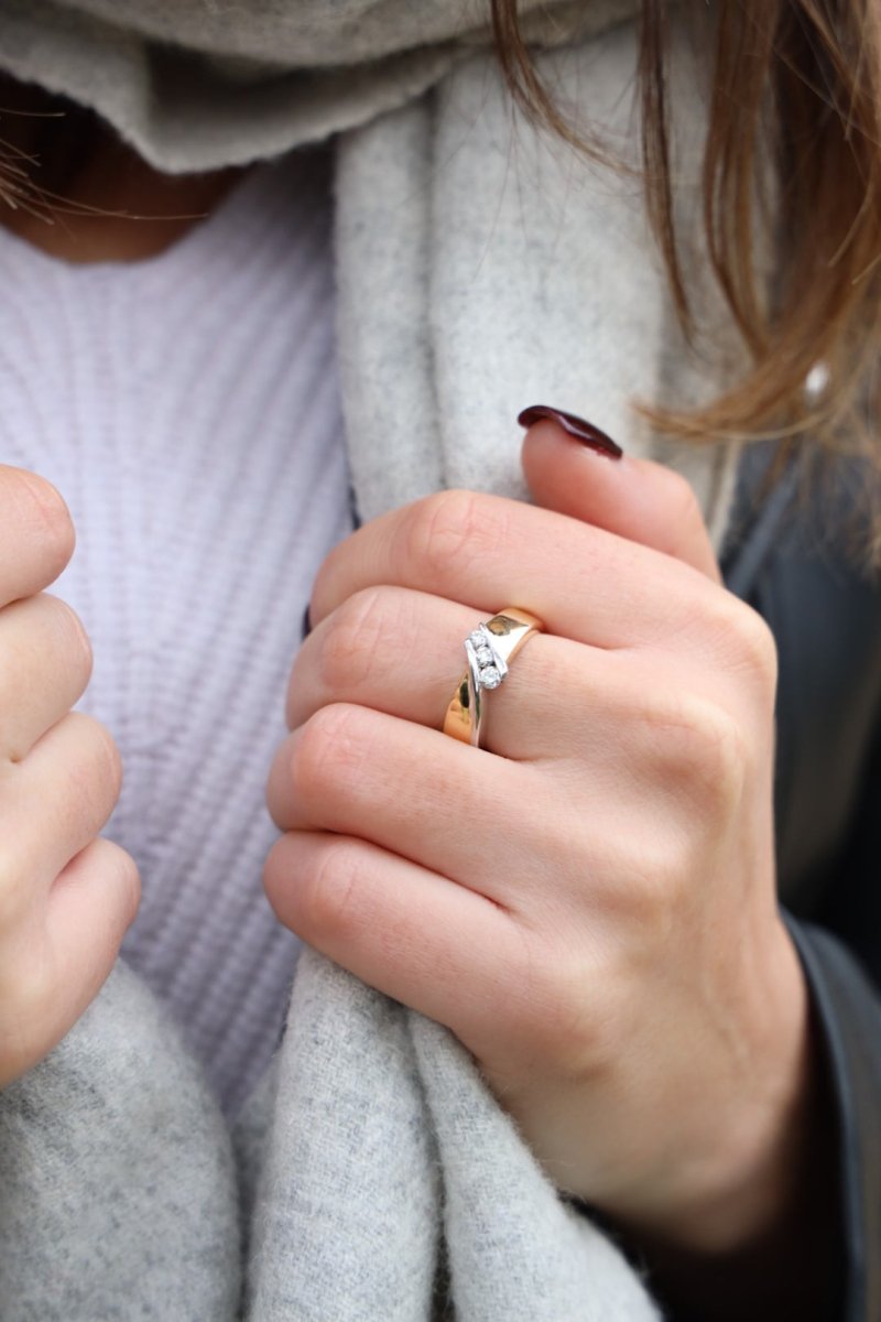 Bague Triologie Or jaune Diamant - Castafiore