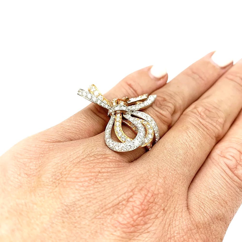 Bague VAN CLEEF & ARPELS, "Double Noeud", or blanc, or rose, diamants - Castafiore