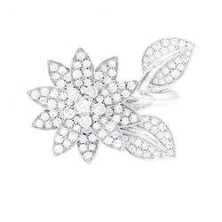 Bague VAN CLEEF & ARPELS "Lotus" en or blanc et diamants. - Castafiore