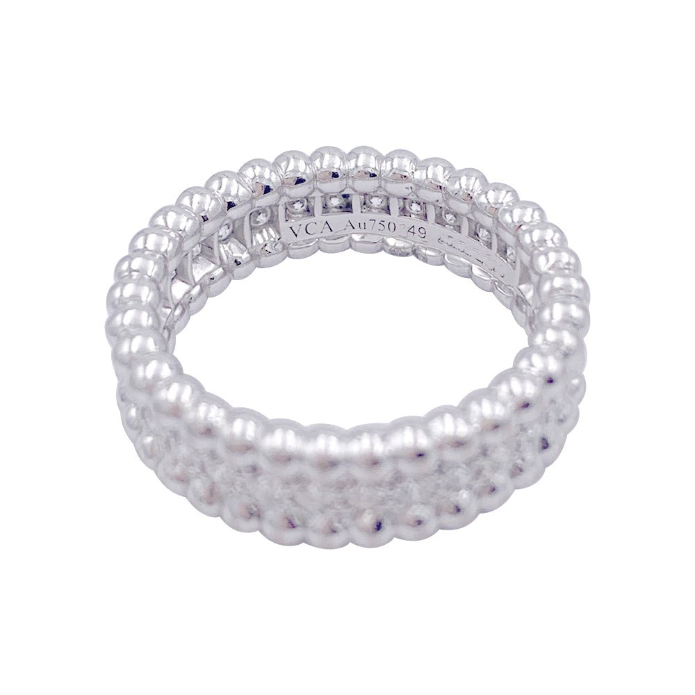 Bague VAN CLEEF & ARPELS "Perlée" en or blanc et diamants - Castafiore