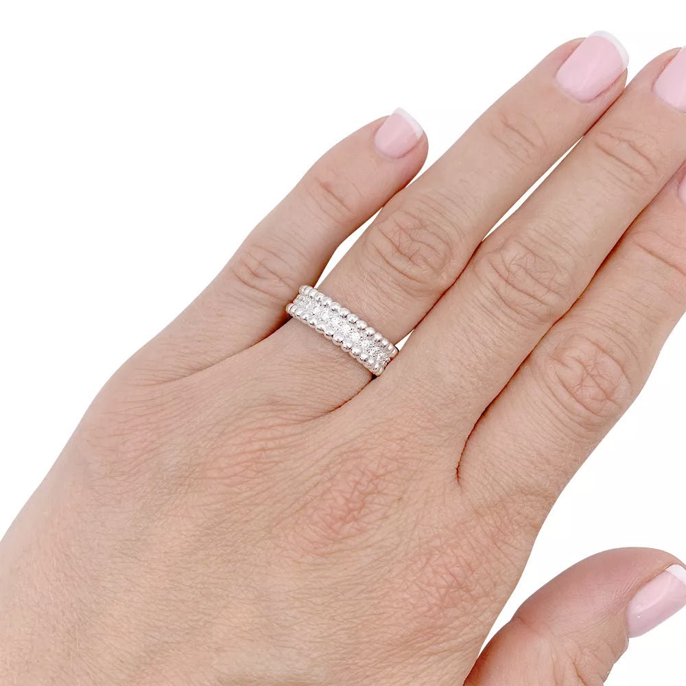 Bague VAN CLEEF & ARPELS "Perlée" en or blanc et diamants - Castafiore