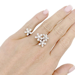 Bague VAN CLEEF & ARPELS "Socrate" en or blanc et diamants - Castafiore