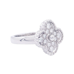 Bague VAN CLEEF & ARPELS "Vintage Alhambra", en or blanc et diamants - Castafiore