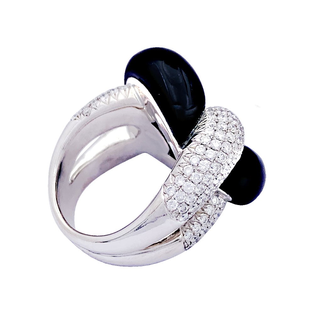 Bague VICTORIA CASAL or blanc, onyx et diamants. - Castafiore