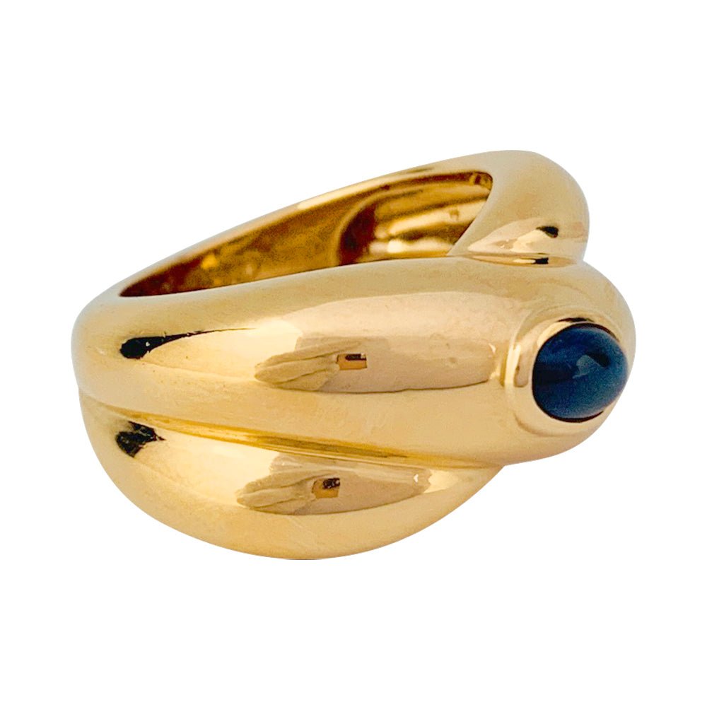 Bague vintage CARTIER, "Colisée", or jaune, saphir - Castafiore