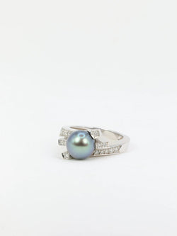 Bague vintage en or blanc, diamants et perle de Tahiti - Castafiore