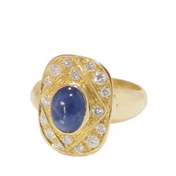 Bague vintage en or jaune,cabochon de saphir et diamants - Castafiore
