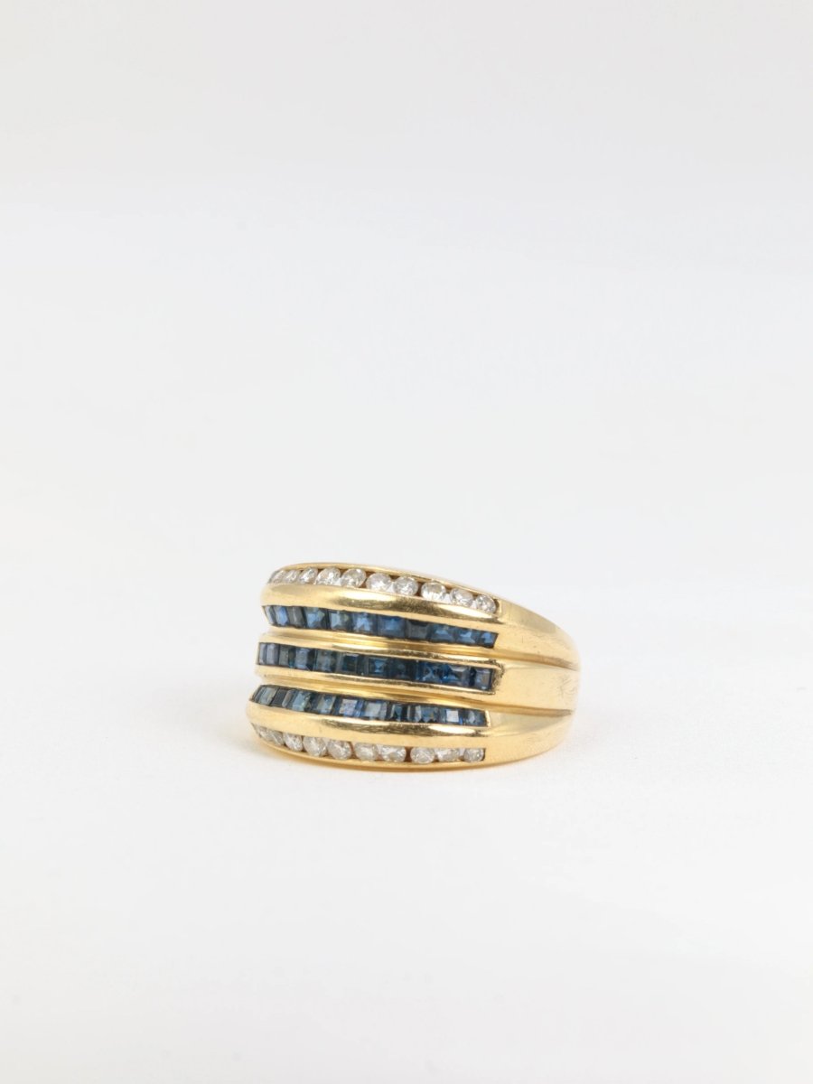 Bague vintage en or, saphirs et diamants - Castafiore