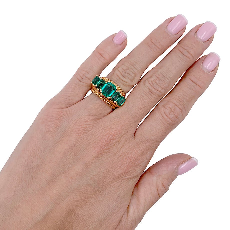 Bague vintage or jaune, émeraudes - Castafiore