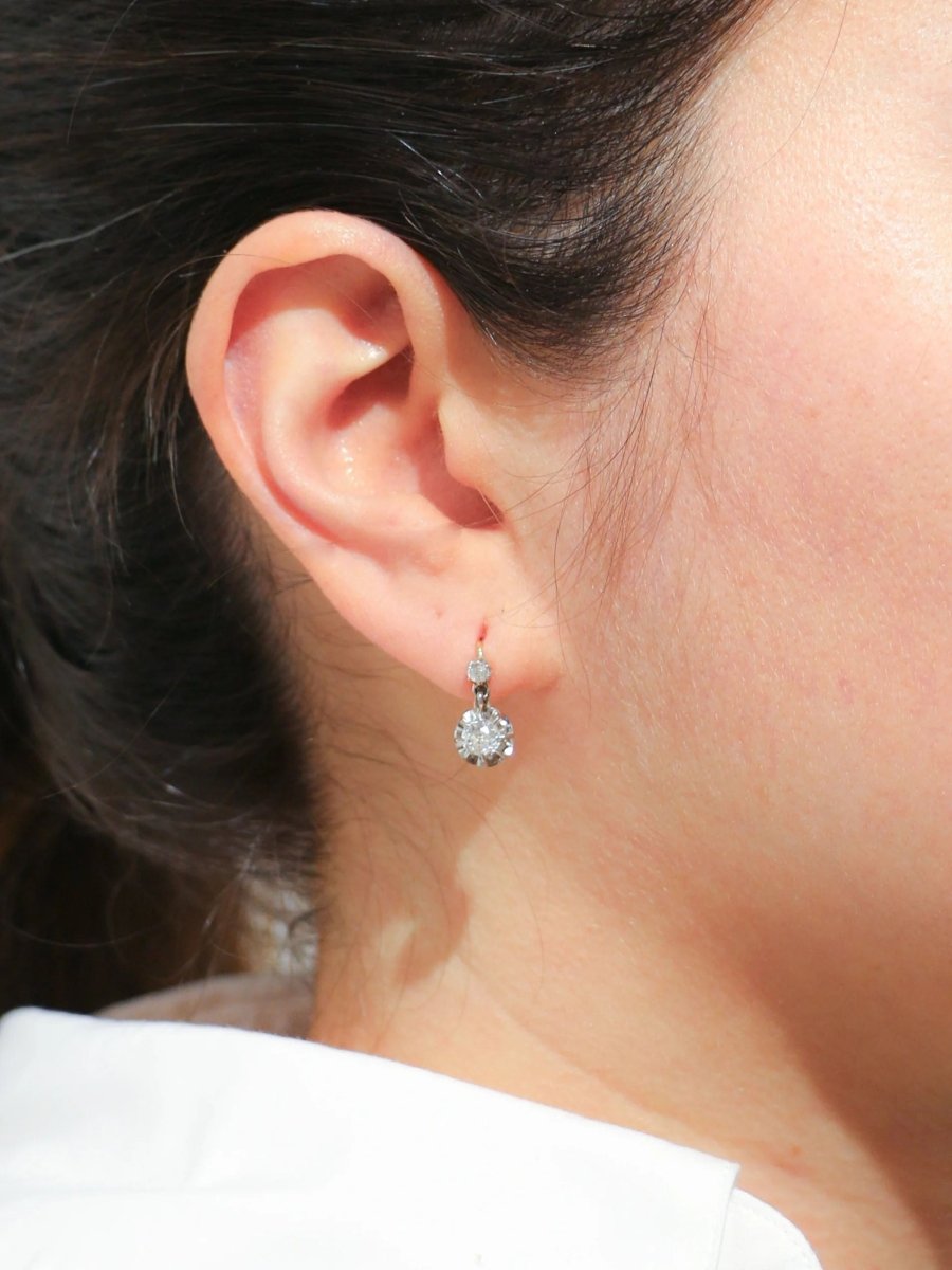 Boucle d’oreilles dormeuses anciennes en or, argent et diamants taille ancienne - Castafiore