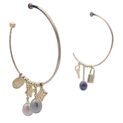 Boucles d'oreille Créoles LOUIS VUITTON "Monogram" en or jaune et perles - Castafiore