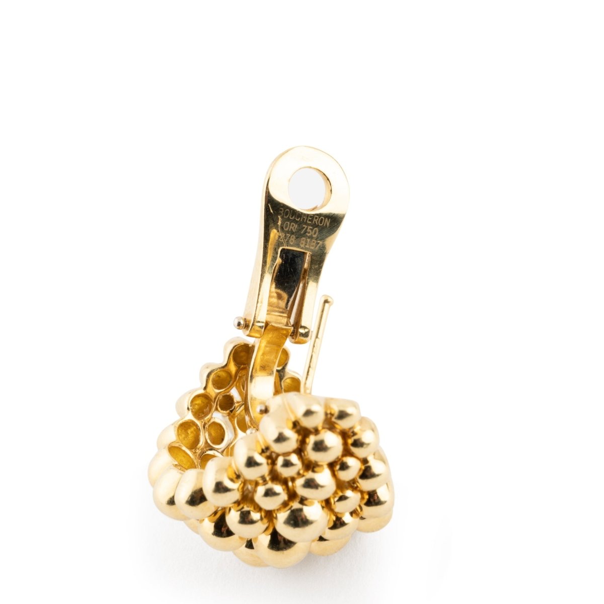 Boucles d'oreilles BOUCHERON en or jaune et perles - Castafiore