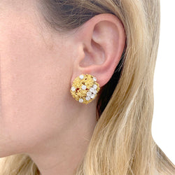Boucles d'oreilles BOUCHERON en or jaune, platine et diamants. - Castafiore