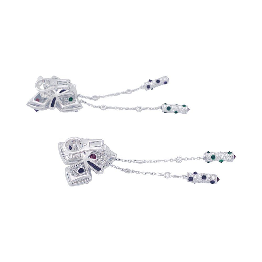 Boucles d'oreilles CARTIER "Caresse d'Orchidée"en or blanc, diamants et pierres de couleurs - Castafiore
