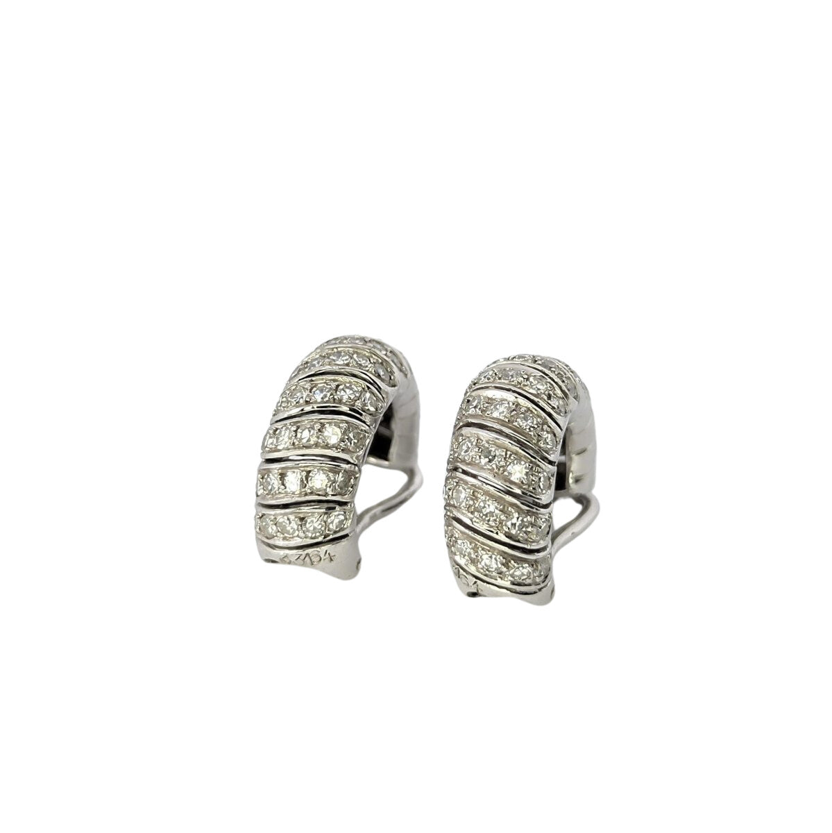 Boucles d'oreilles Cartier en or blanc et diamants - Castafiore