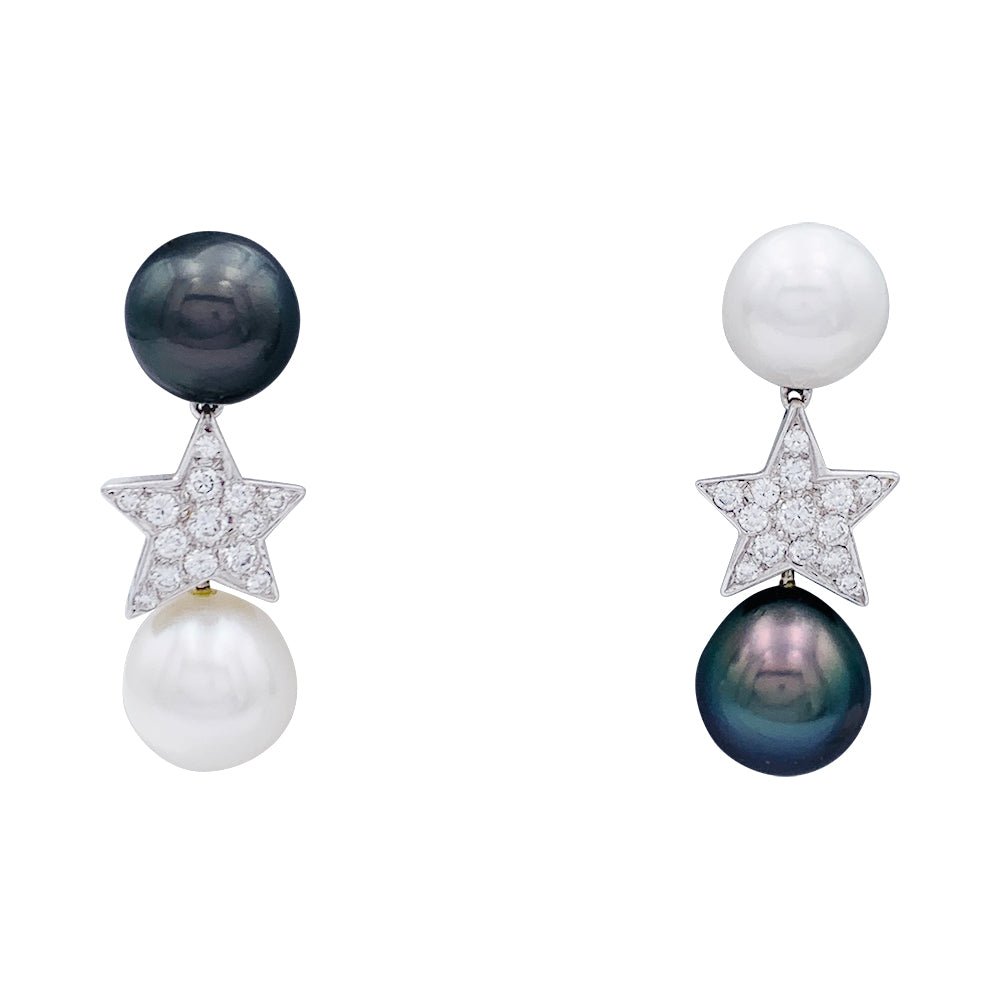 Boucles d'oreilles Chanel, "Comète", or blanc, diamants, perles. - Castafiore