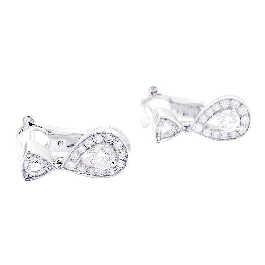 Boucles d’oreilles CHAUMET “Joséphine Aube Printanière” en or blanc et diamants - Castafiore