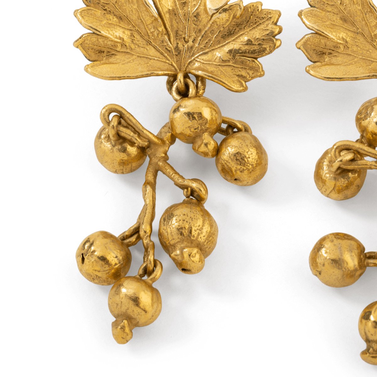Boucles d'oreilles Clip Claude LALANNE "Groseilles", en bronze doré - Castafiore