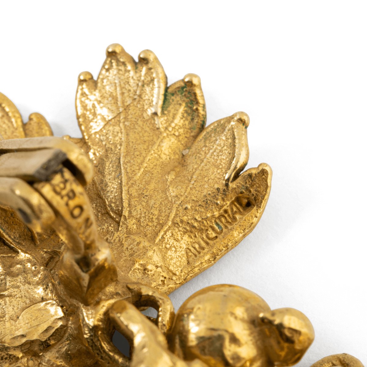 Boucles d'oreilles Clip Claude LALANNE "Groseilles", en bronze doré - Castafiore