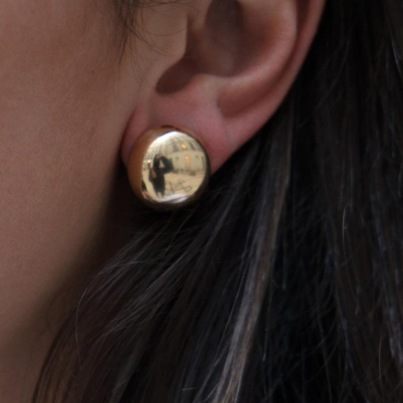 Boucles d'oreilles Clips demi-sphère en or jaune - Castafiore