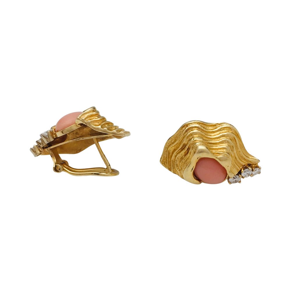 Boucles d'oreilles clips or jaune, corail et diamants - Castafiore