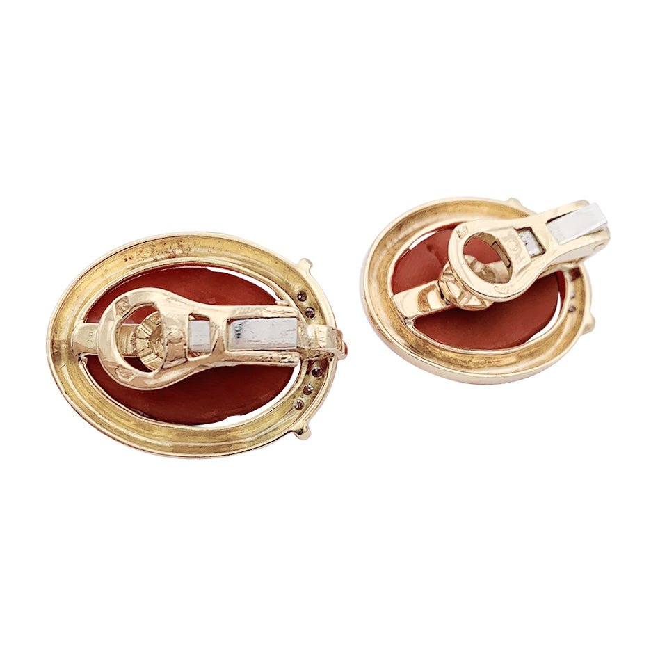 Boucles d'oreilles clips or jaune, corail et diamants. - Castafiore