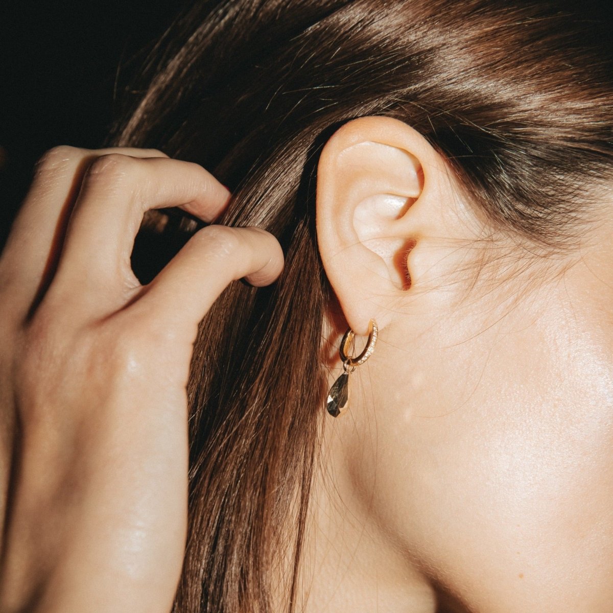 Boucles d'oreilles Créoles gouttes en or jaune et diamants - Castafiore