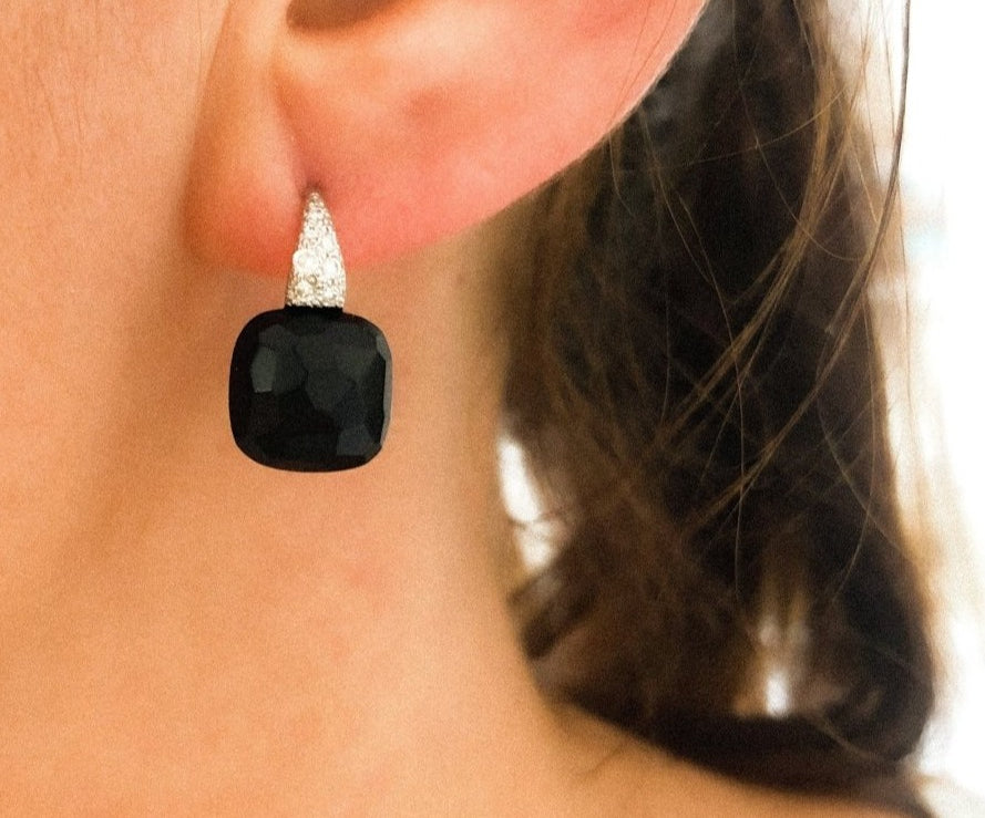 Boucles d'oreilles de la maison Pomellato en onyx et diamant modèle Capri - Castafiore