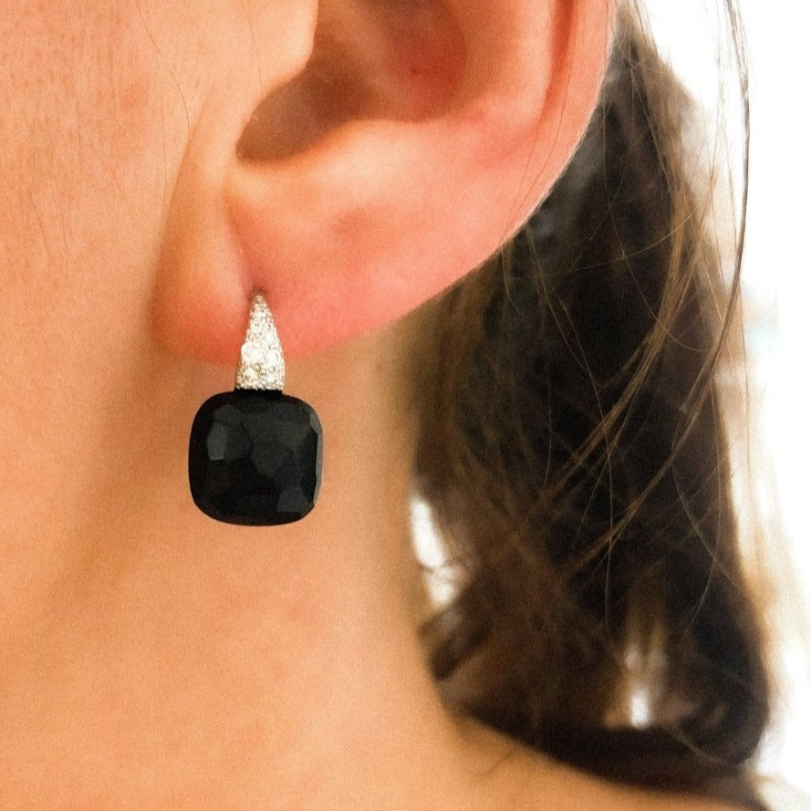 Boucles d'oreilles de la maison Pomellato en onyx et diamant modèle Capri - Castafiore
