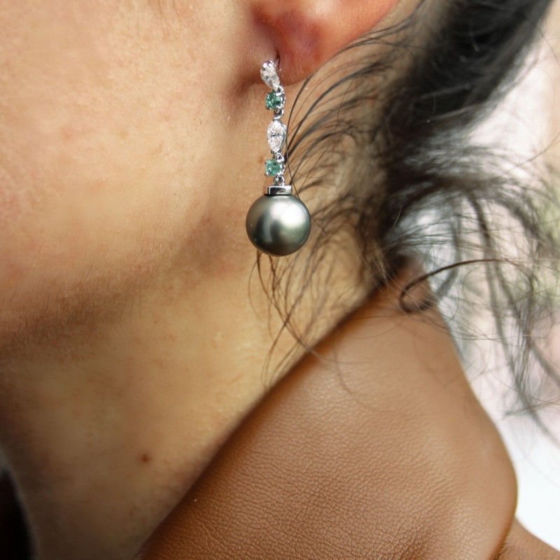 Boucles d'oreilles diamants émeraudes navettes perle - Castafiore