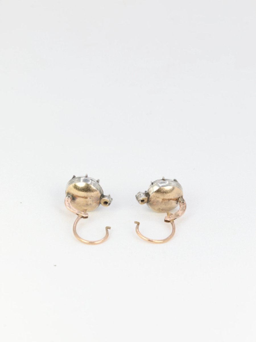 Boucles d’oreilles dormeuses anciennes en or et pierres du Rhin - Castafiore