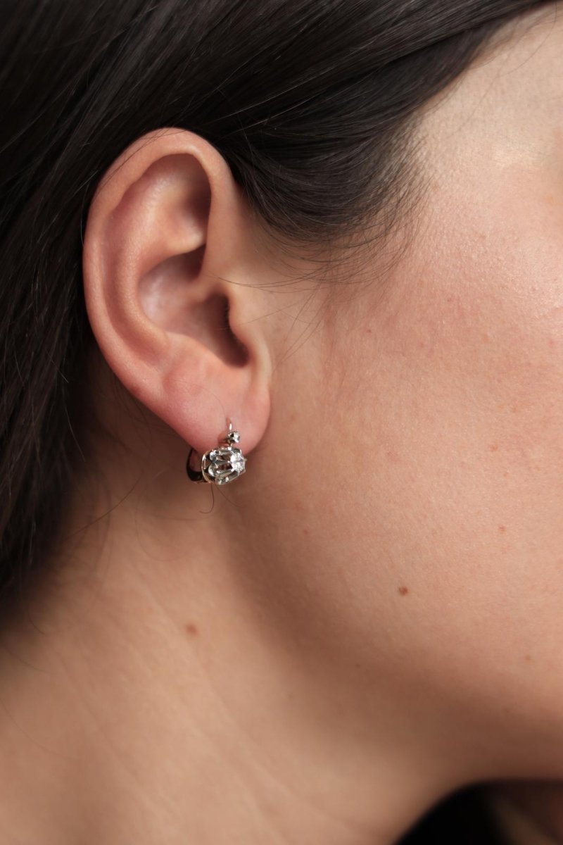 Boucles d'oreilles Dormeuses en 2 ors et diamants - Castafiore