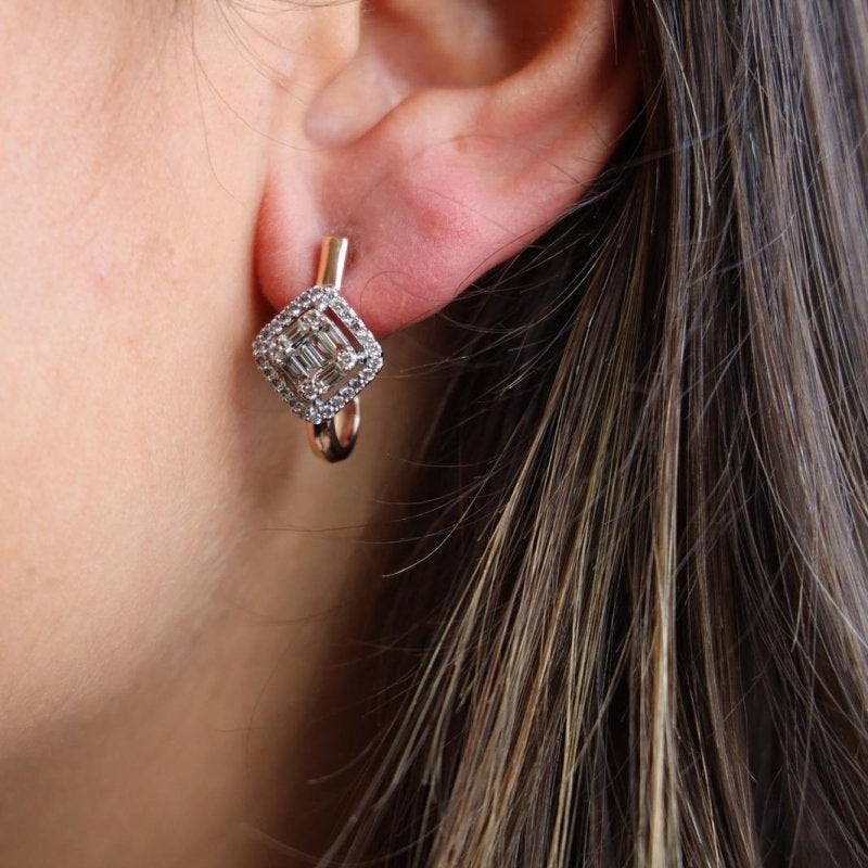 Boucles d'oreilles Dormeuses en or rose et diamants - Castafiore